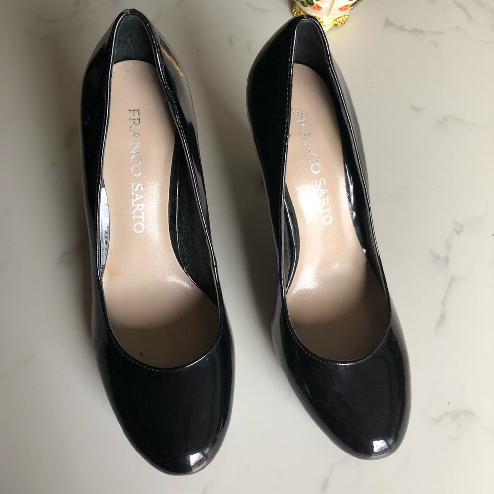 Franco Sarto pumps